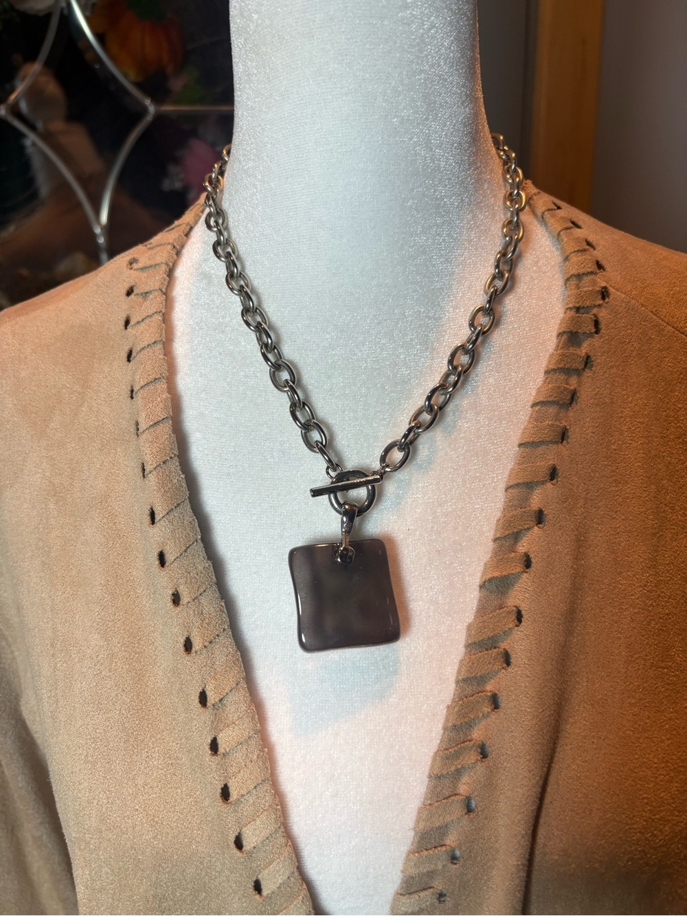 Modern Silver Tone Gray Resin Pendant Necklace | Toggle Clasp | 20”